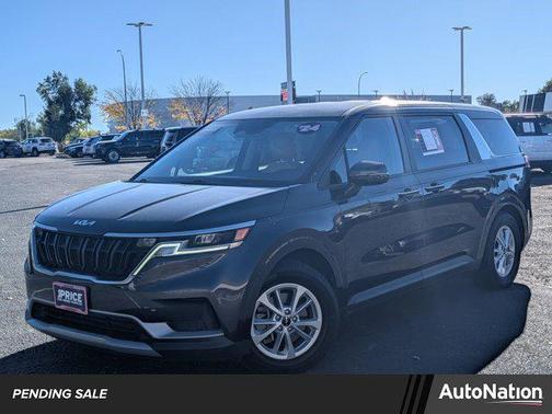 2024 Kia Carnival LX