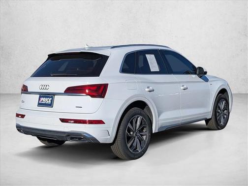 2022 Audi Q5 45 S line Premium Plus