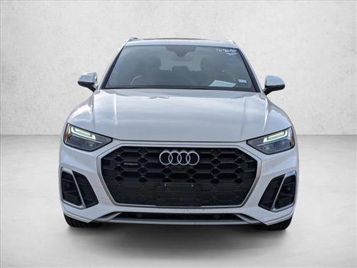 2022 Audi Q5 45 S line Premium Plus