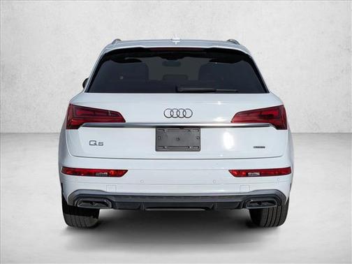 2022 Audi Q5 45 S line Premium Plus