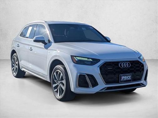 2022 Audi Q5 45 S line Premium Plus