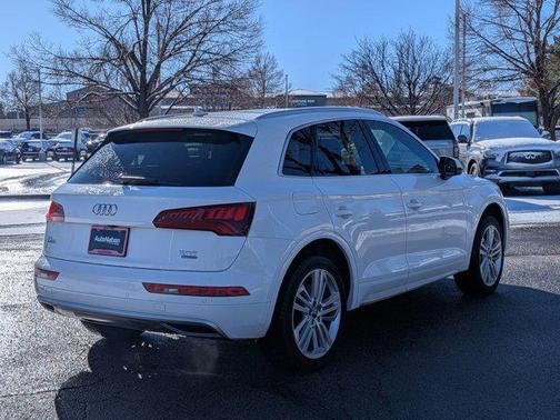 2018 Audi Q5 2.0T Premium Plus