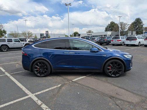 Deep Blue Metallic 2016 Tesla Model X P90D
