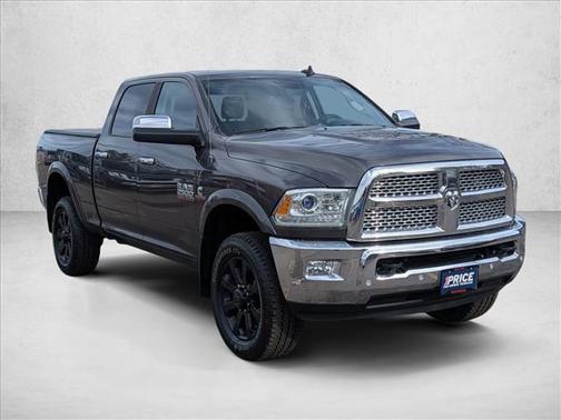 2018 RAM 2500 Laramie Crew Cab 4x4 6'4' Box