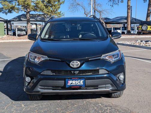 2017 Toyota RAV4 Platinum