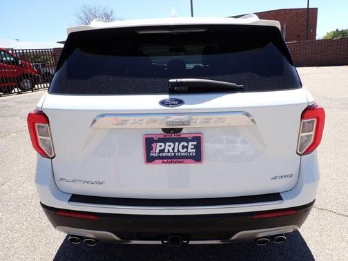 Star White Metallic Tri-Coat 2023 Ford Explorer Platinum