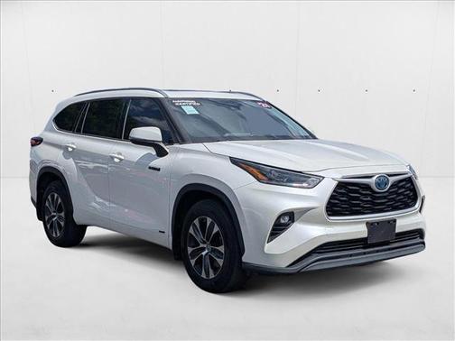 2021 Toyota Highlander Hybrid XLE