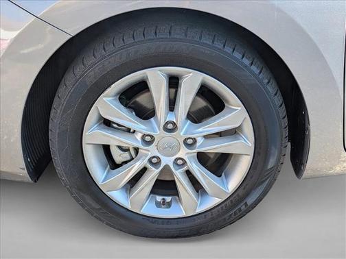 2014 Hyundai Elantra GT Base