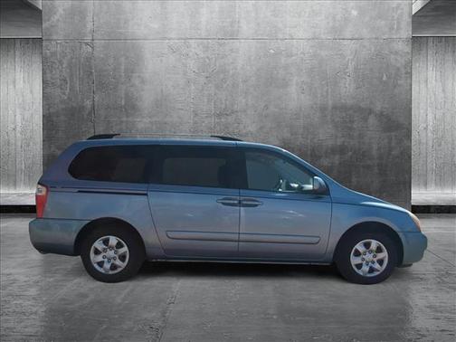 2009 Kia Sedona LX
