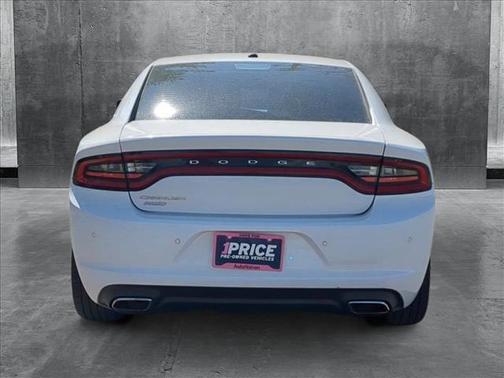 2016 Dodge Charger SE