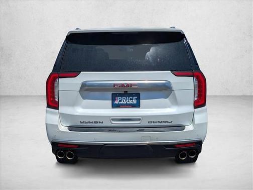 White Frost Tricoat 2022 GMC Yukon XL Denali