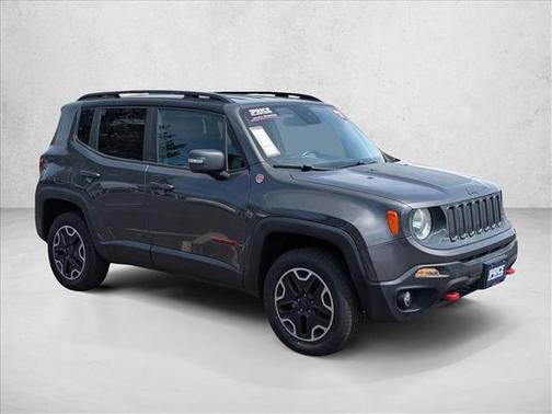 Granite Crystal Metallic Clearcoat 2017 Jeep Renegade Trailhawk