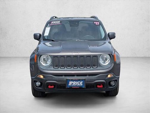 Granite Crystal Metallic Clearcoat 2017 Jeep Renegade Trailhawk