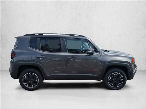 Granite Crystal Metallic Clearcoat 2017 Jeep Renegade Trailhawk