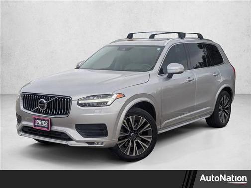 2020 Volvo XC90 T6 Momentum