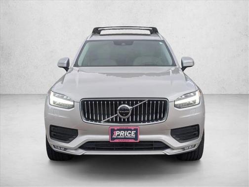 2020 Volvo XC90 T6 Momentum