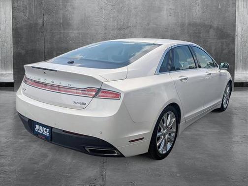 2014 Lincoln MKZ Base