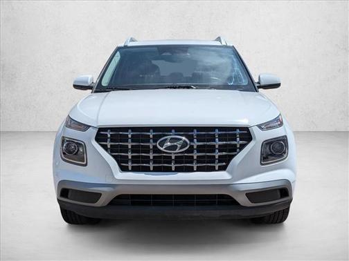Lunar White 2023 Hyundai VENUE SEL