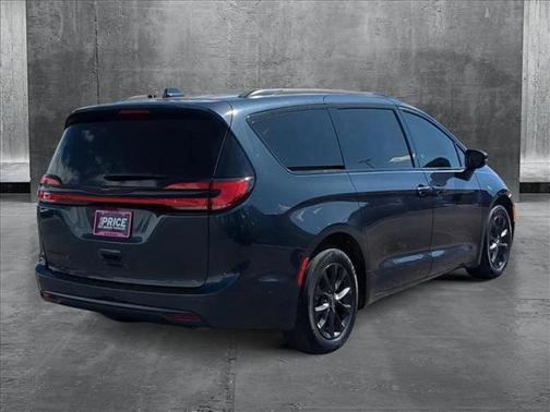 2021 Chrysler Pacifica Touring