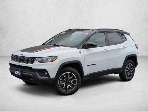 Bright White Clearcoat 2024 Jeep Compass Trailhawk