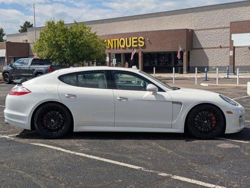 2012 Porsche Panamera Turbo