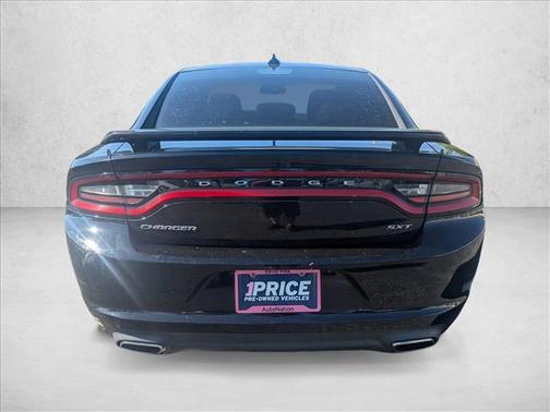 2017 Dodge Charger SXT