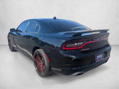 2017 Dodge Charger SXT