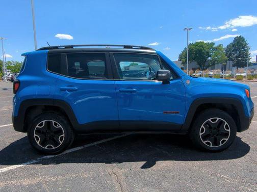2015 Jeep Renegade Trailhawk