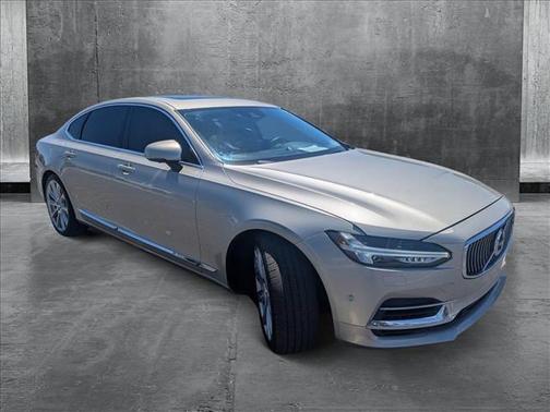 2018 Volvo S90 T8 Inscription