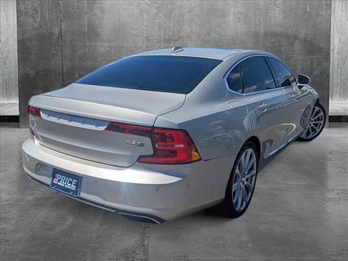 2018 Volvo S90 T8 Inscription