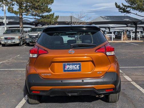 2020 Nissan Kicks SR