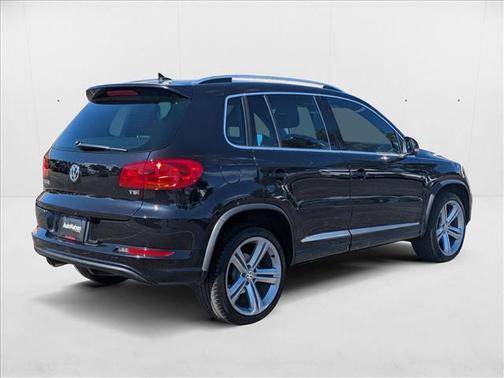 2016 Volkswagen Tiguan R-Line