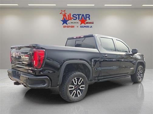 2023 GMC Sierra 1500 AT4