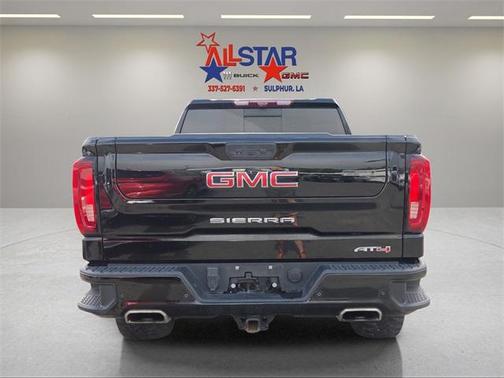 2023 GMC Sierra 1500 AT4