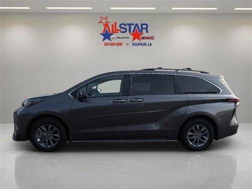 2022 Toyota Sienna XLE