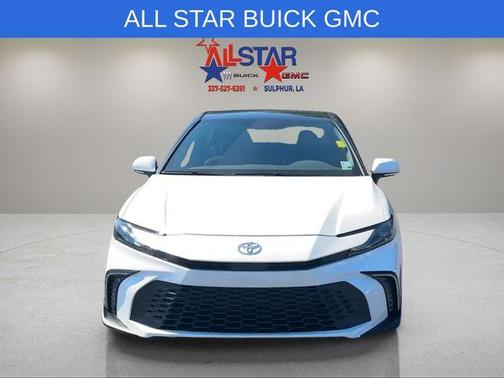 Ice 2026 Toyota Camry SE