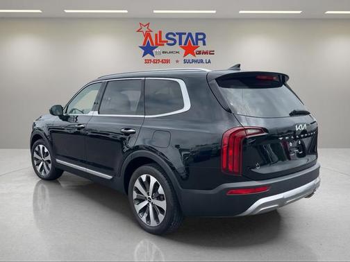 Ebony Black 2022 Kia Telluride S