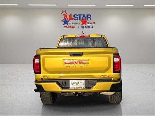 2023 GMC Canyon AT4
