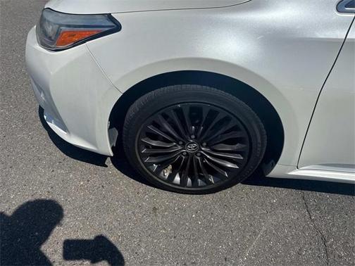 2017 Toyota Avalon XLE