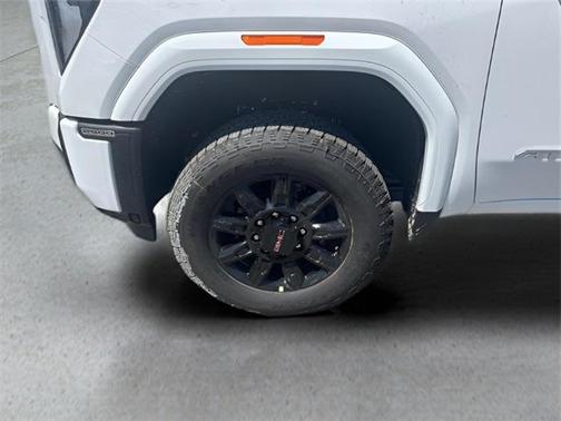 2025 GMC Sierra 2500 AT4