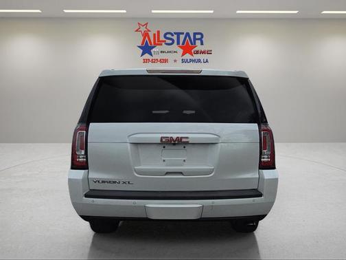 2017 GMC Yukon XL SLT