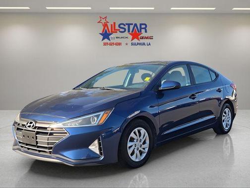 2019 Hyundai ELANTRA SE