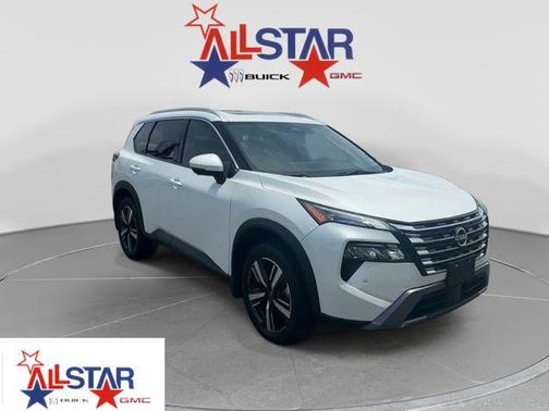 Everest White P 2025 Nissan Rogue SL