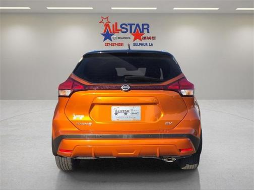 2023 Nissan Kicks SV