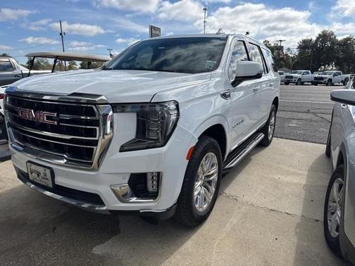 2023 GMC Yukon SLT