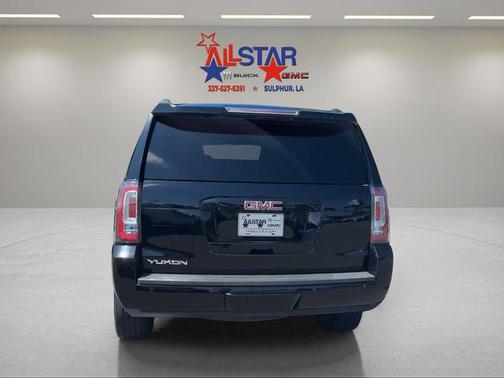 Onyx Black 2019 GMC Yukon SLE