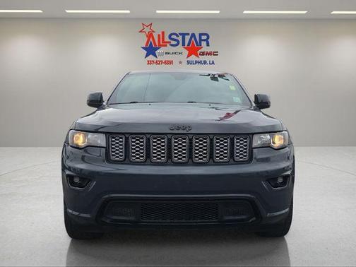 2017 Jeep Grand Cherokee Altitude