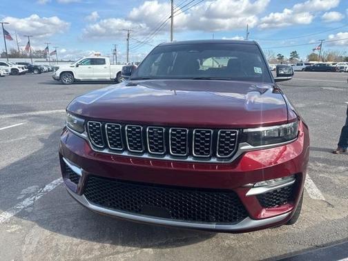 2023 Jeep Grand Cherokee Summit