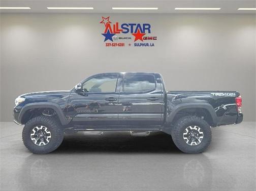 2017 Toyota Tacoma SR