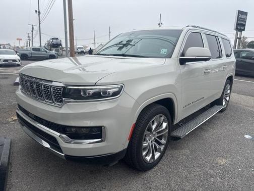 2022 Jeep Grand Wagoneer Series II